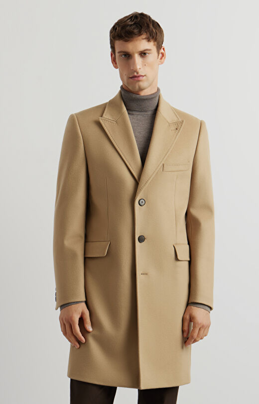 Płaszcz typu dyplomatka