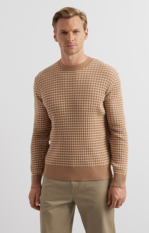 Prążkowany sweter round neck