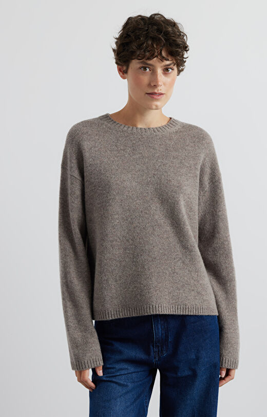 Sweter round neck