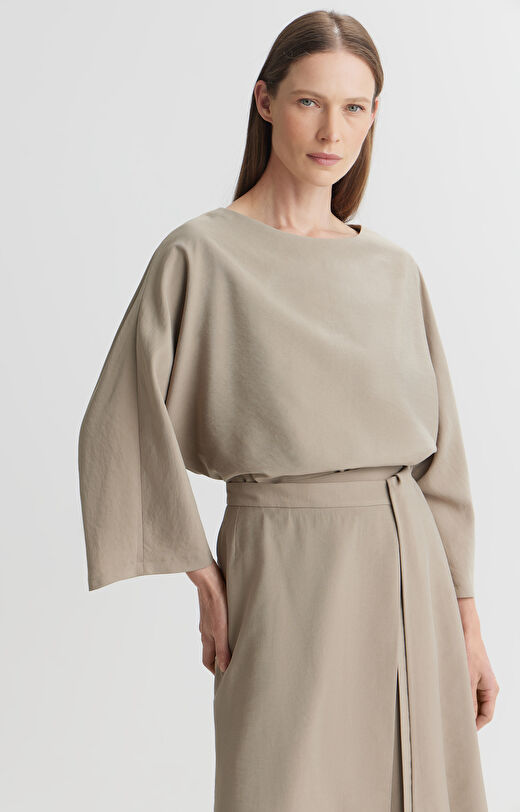 Bluzka o kimonowym kroju