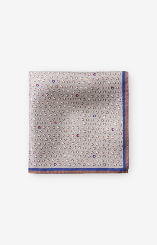 Jedwabna poszetka w geometryczny wzór