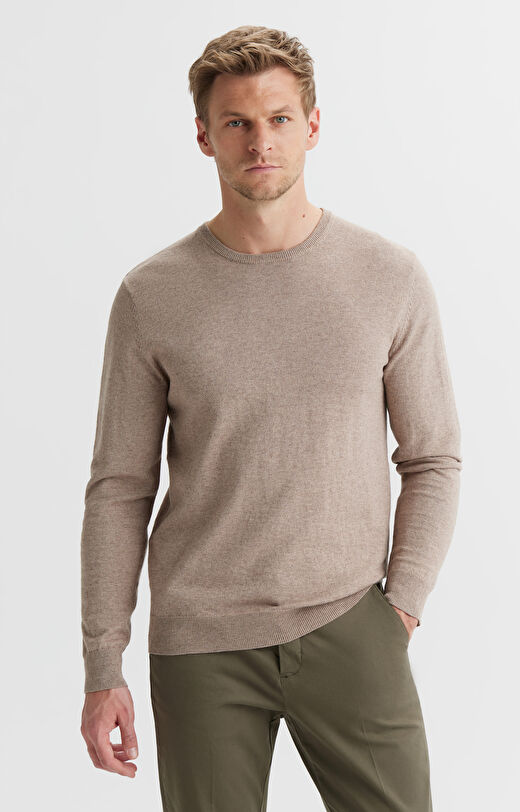 Sweter round neck
