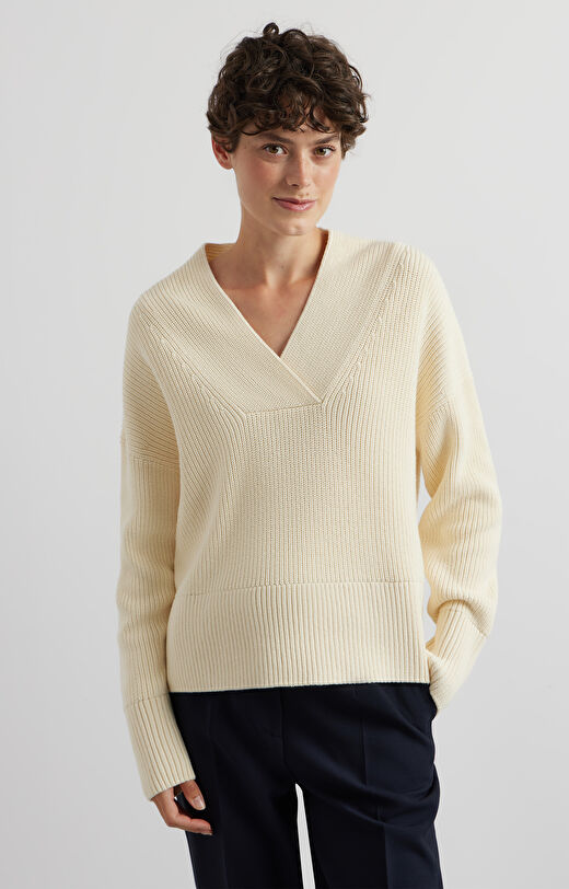 Sweter v-neck