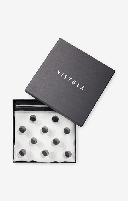 Jedwabny szal w kropki