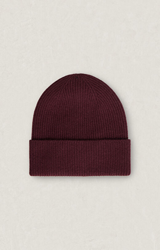Wełniana czapka typu beanie