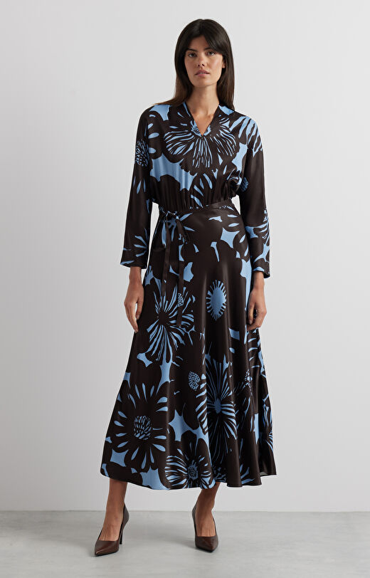 Wzorzysta sukienka midi