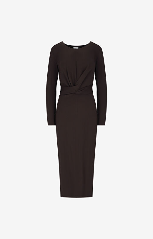 Dopasowana sukienka slim