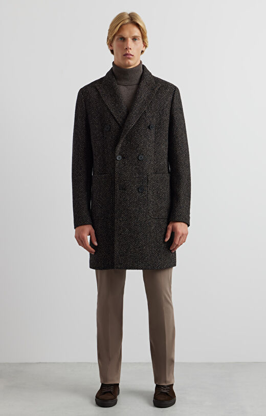 Dwurzędowy płaszcz w jodełkę