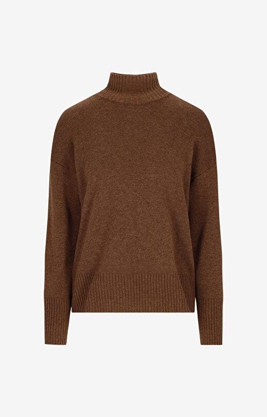 Sweter o luźnym kroju