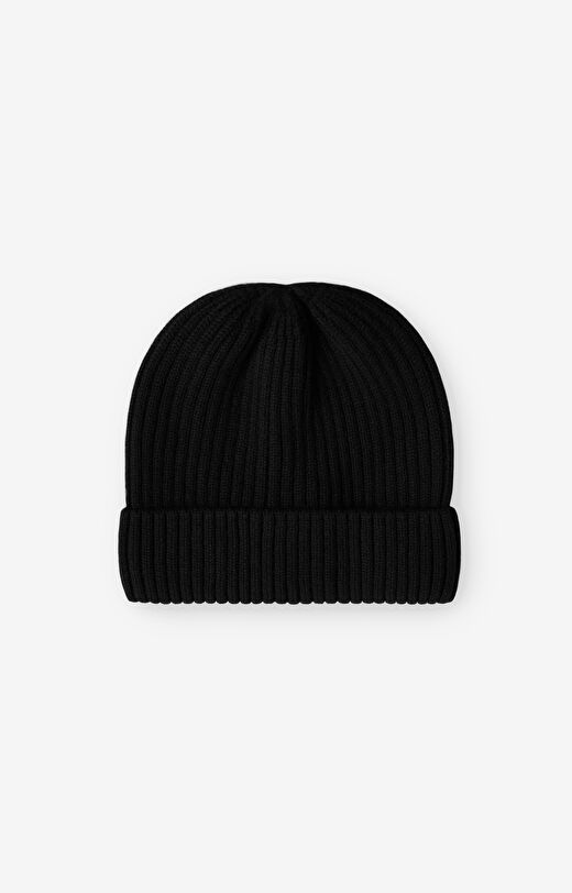 Czapka typu beanie