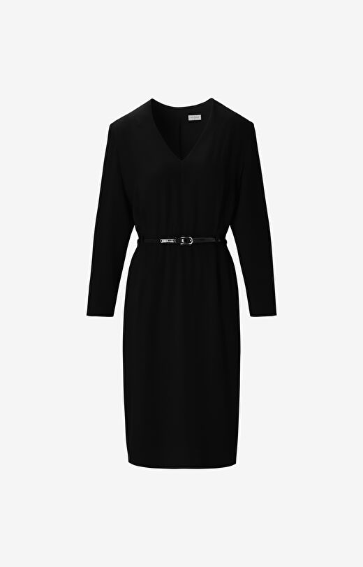 Dopasowana sukienka midi