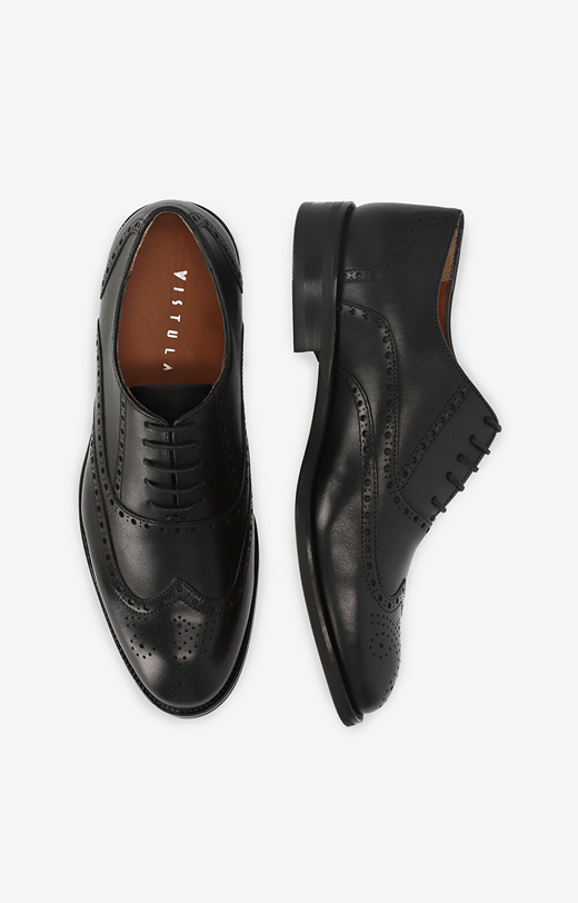 Skórzane buty typu Oxfordy z perforacjami