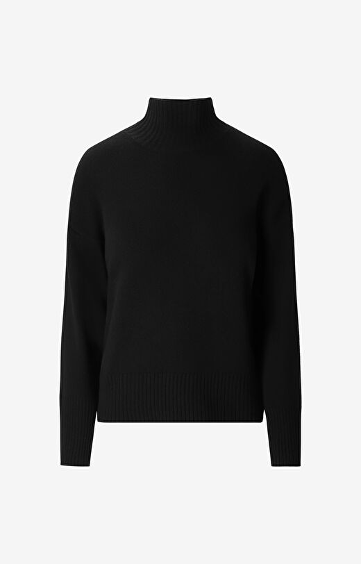 Sweter o luźnym kroju