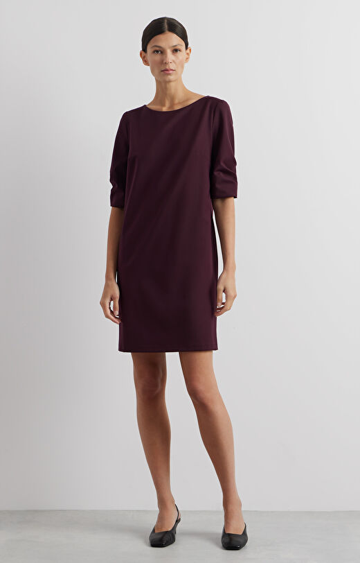 Sukienka o kroju regular