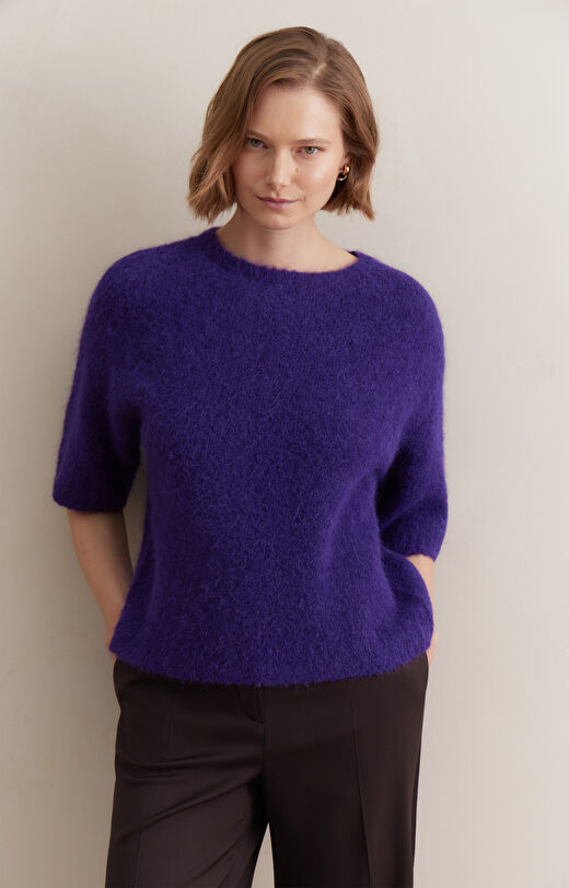 Sweter round neck