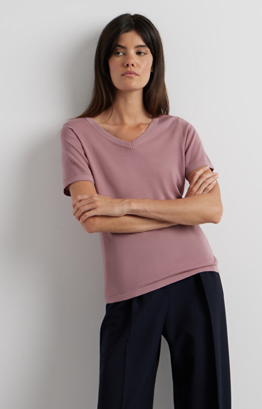 Swetrowy t-shirt v-neck