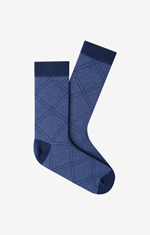 Długie skarpety w geometryczny wzór