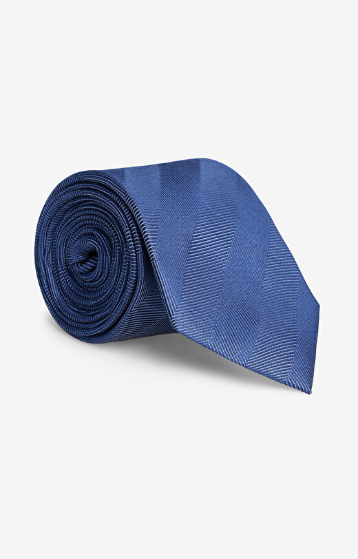 Jedwabny krawat w strukturalny wzór
