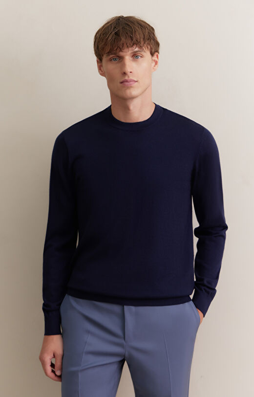 Gładki sweter round neck