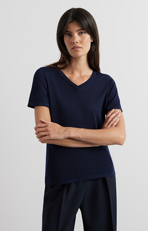 Swetrowy t-shirt v-neck