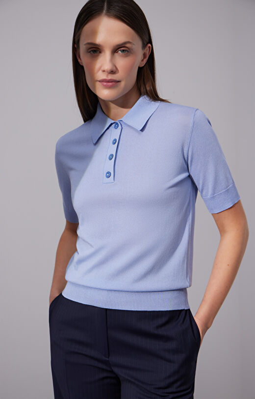 Sweter z kołnierzem