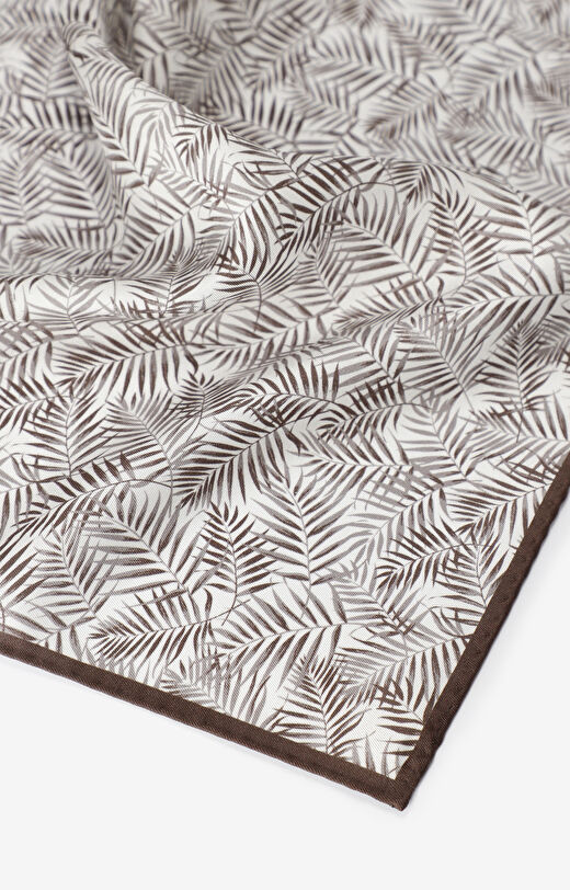 Jedwabna poszetka w kwiatowy wzór