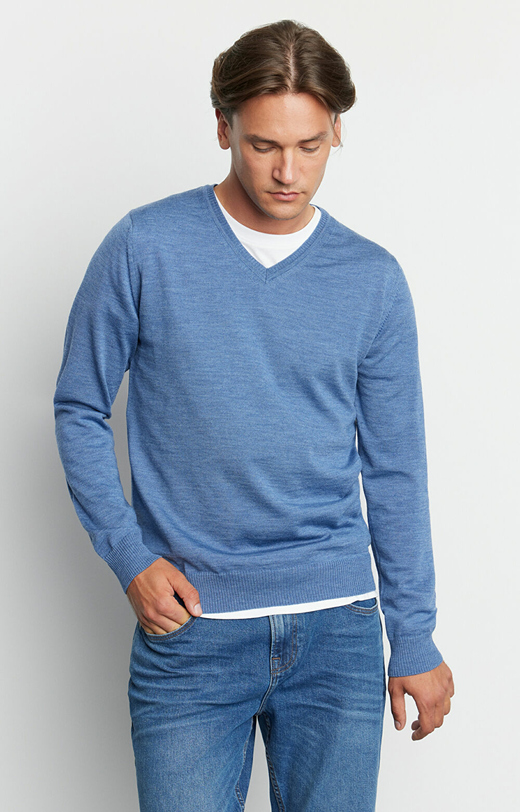 Sweter typu v-neck z wełny merino
