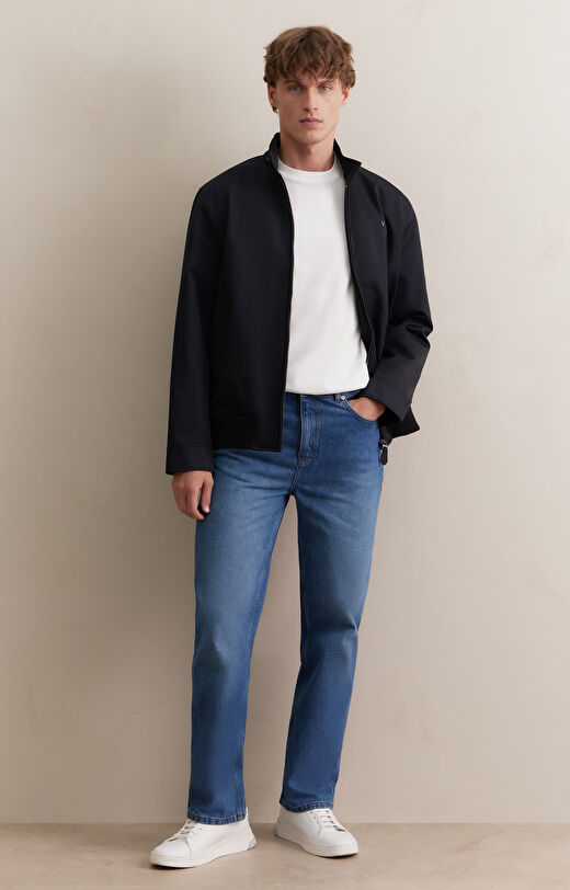 Jeansy regular