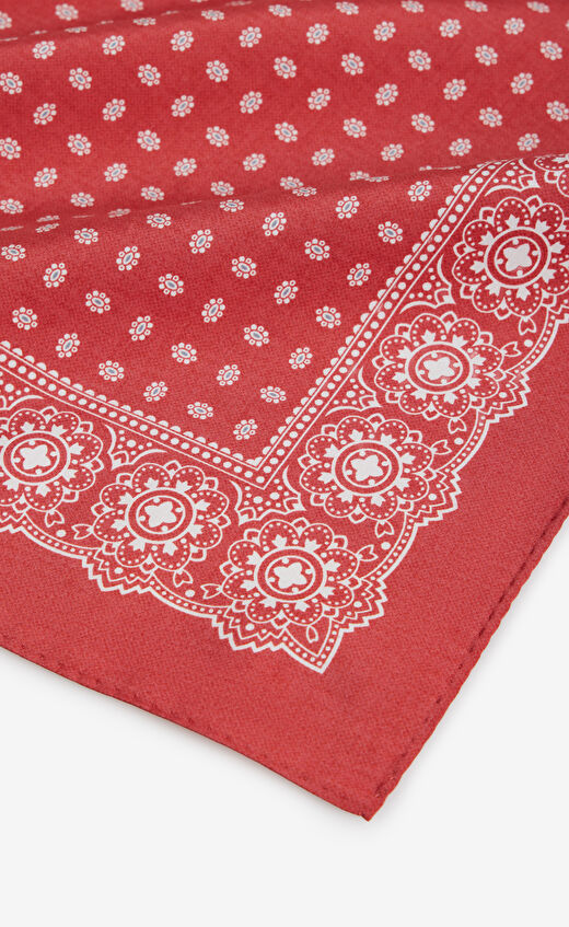 Chusta w geometryczny wzór