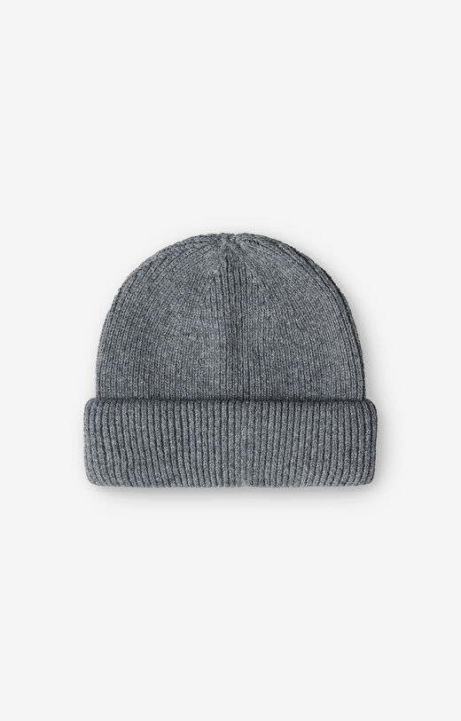 Czapka typu beanie