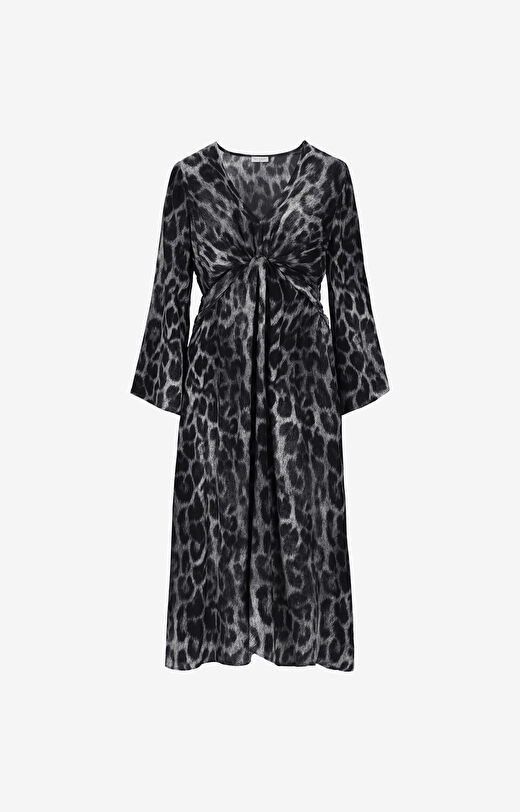 Sukienka w panterkowy wzór