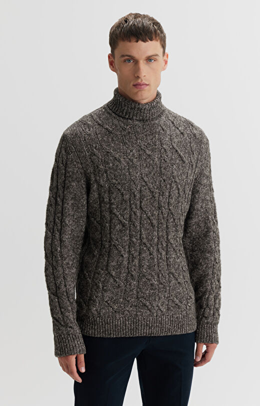 Golf o warkoczowym splocie