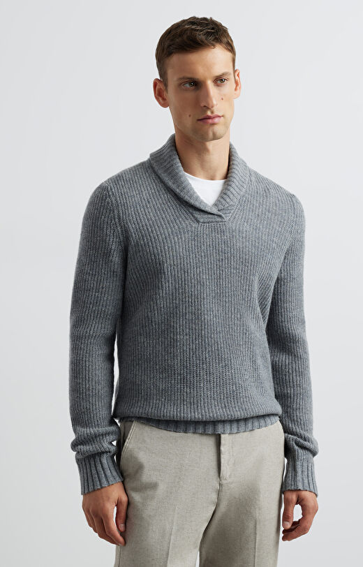 Sweter z kołnierzem szalowym