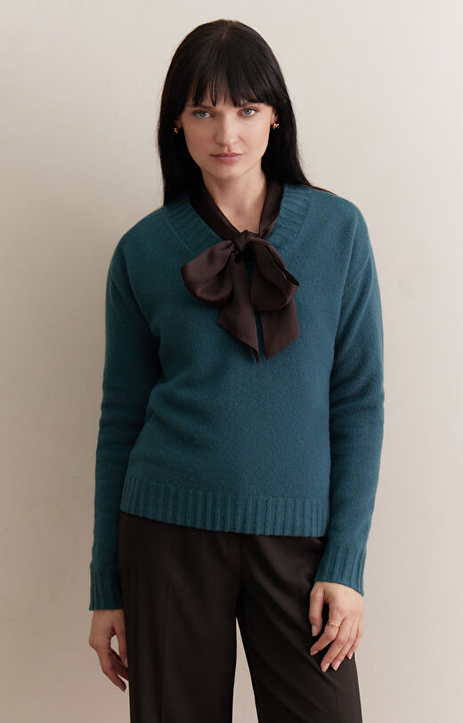 Sweter v-neck