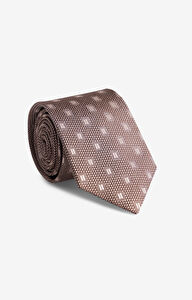 Jedwabny krawat w geometryczny wzór