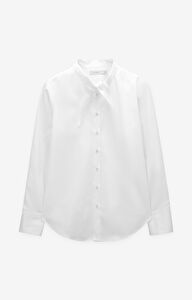 Koszula z ozdobnym kołnierzem