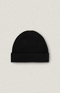 Wełniana czapka typu beanie