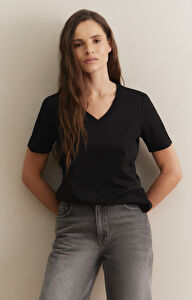 T-shirt slim v-neck