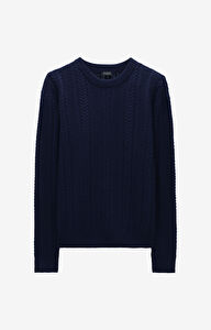 Sweter o warkoczowym splocie