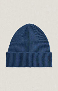 Wełniana czapka typu beanie