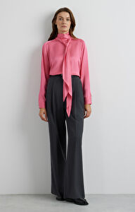 Bluzka z ozdobnym wiązaniem