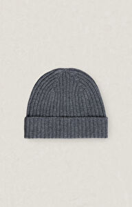 Wełniana czapka typu beanie