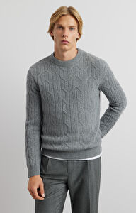 Sweter w geometryczny wzór