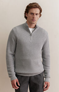 Sweter w mikrowzór