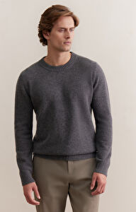 Sweter round neck